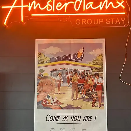 Amsterdam Group - 26 Beds - Jacuzzi & Sauna