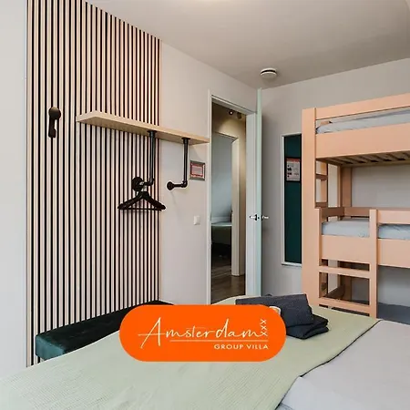 Amsterdam Group 20 Beds 4 - 5 Bedrooms *